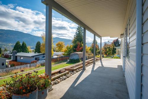 3405 9Th Avenue, Castlegar, BC - Outdoor With Deck Patio Veranda With Exterior