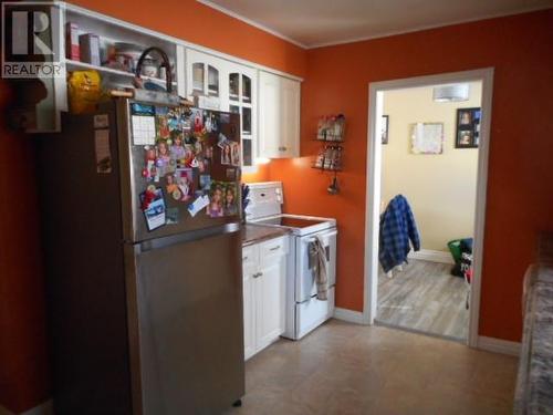 9 Randells Road, Springdale, NL - Indoor Photo Showing Kitchen