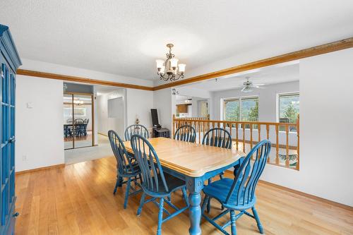 16155 Seymour Road, Crawford Bay, BC - Indoor Photo Showing Dining Room