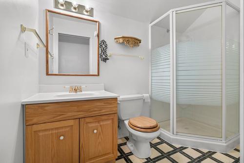 16155 Seymour Road, Crawford Bay, BC - Indoor Photo Showing Bathroom