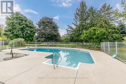 27 Glen Meadow Lane, Richmond Hill, ON - Outdoor With In Ground Pool With Backyard