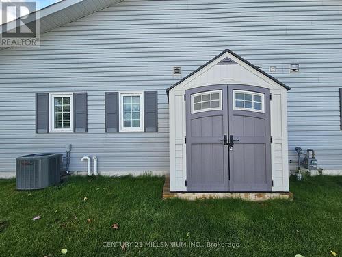 157 New York Ave, Wasaga Beach, ON - Outdoor With Exterior