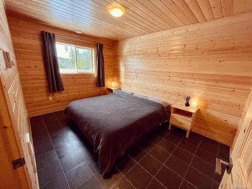 1295 Hyde Creek Rd, Port Mcneill, BC - Indoor Photo Showing Bedroom