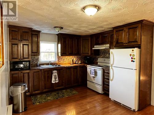 9 Anstey'S Road, Summerford, NL - Indoor Photo Showing Kitchen