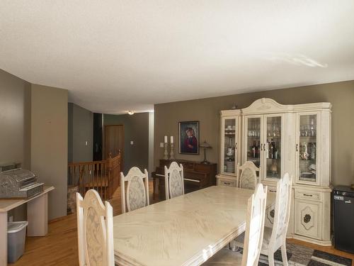 491 Harstone Drive, Thunder Bay, ON - Indoor Photo Showing Dining Room