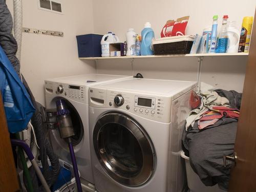 491 Harstone Drive, Thunder Bay, ON - Indoor Photo Showing Laundry Room