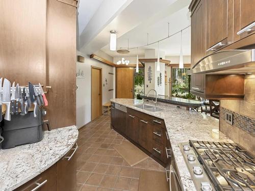 4440 Spellman Pl, Metchosin, BC - Indoor Photo Showing Kitchen With Double Sink With Upgraded Kitchen