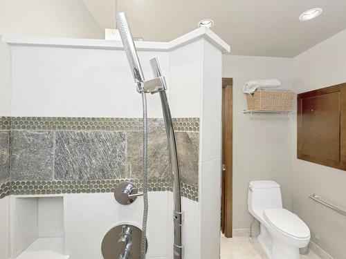 4440 Spellman Pl, Metchosin, BC - Indoor Photo Showing Bathroom