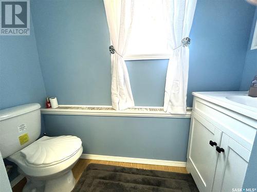 52 Harrigan Crescent, Maple Creek, SK - Indoor Photo Showing Bathroom