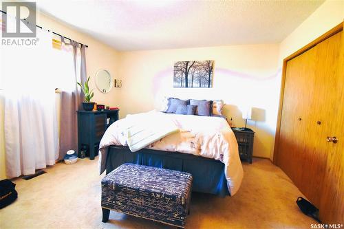 52 Harrigan Crescent, Maple Creek, SK - Indoor Photo Showing Bedroom