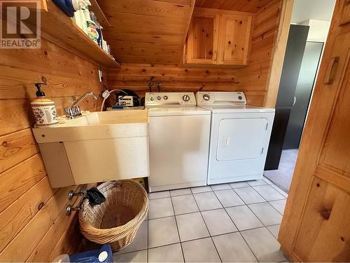 2880 Roberts Road, Fort St. James, BC - Indoor Photo Showing Laundry Room