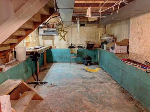 Atelier - 21 Rue De Mountsorrel, New Carlisle, QC - Indoor Photo Showing Basement
