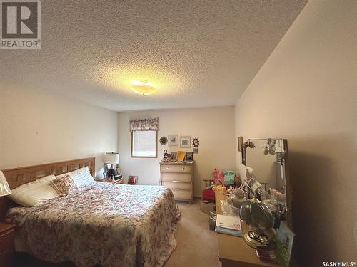 303B 5Th Street, Fort Qu'Appelle, SK - Indoor Photo Showing Bedroom