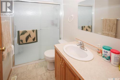 132 2Nd Avenue, Allan, SK - Indoor Photo Showing Bathroom