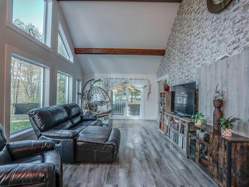 Family room - 499Z Rg St-Mathias, Saint-Raymond, QC - Indoor Photo Showing Living Room