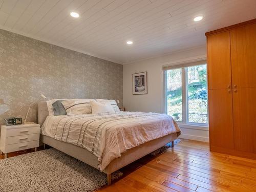 7 Glen Cameron Drive, Kenora, ON - Indoor Photo Showing Bedroom
