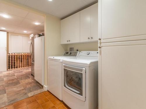 7 Glen Cameron Drive, Kenora, ON - Indoor Photo Showing Laundry Room