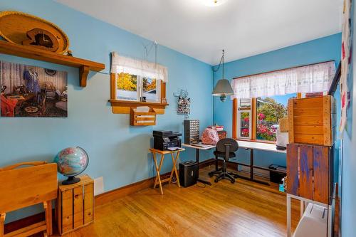 701 Regina Street, Creston, BC - Indoor Photo Showing Other Room
