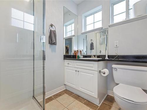 1428 Edgeware Rd, Victoria, BC - Indoor Photo Showing Bathroom
