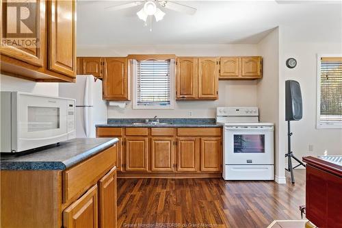 2380 Saint Ignace, Saint-Ignace, NB - Indoor Photo Showing Kitchen