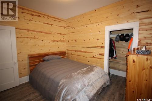 695 3Rd Street E, Shaunavon, SK - Indoor Photo Showing Bedroom