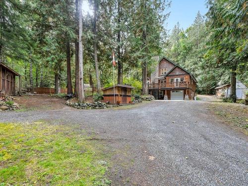2726 Otter Point Rd, Sooke, BC - Outdoor