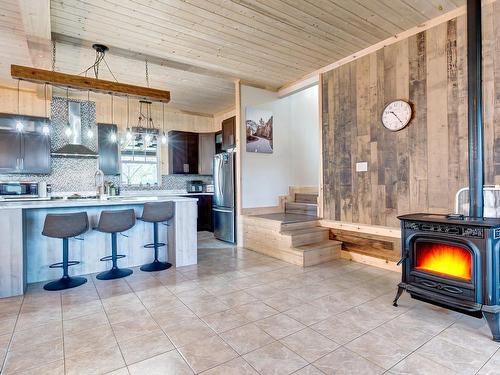 Cuisine - 1119 Petit Rang, Sainte-Clotilde-De-Horton, QC - Indoor Photo Showing Kitchen