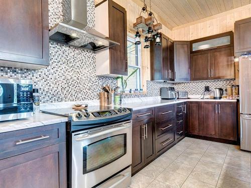 Cuisine - 1119 Petit Rang, Sainte-Clotilde-De-Horton, QC - Indoor Photo Showing Kitchen With Upgraded Kitchen