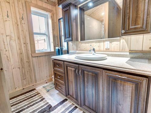 Salle de bains - 1119 Petit Rang, Sainte-Clotilde-De-Horton, QC - Indoor Photo Showing Bathroom