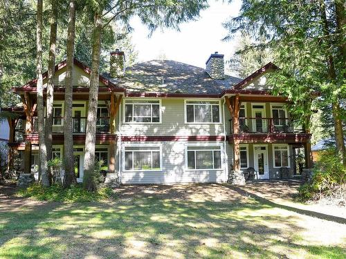 907/908 C-366 Clubhouse Dr, Courtenay, BC - Outdoor With Facade