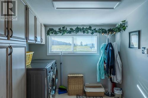 1280 Johnson Road, Penticton, BC - Indoor Photo Showing Laundry Room