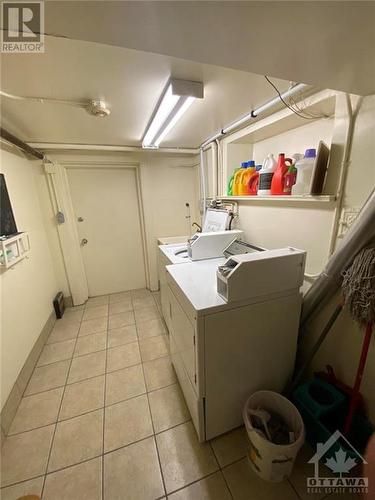 1123-1131 Wellington Street, Ottawa, ON - Indoor Photo Showing Laundry Room