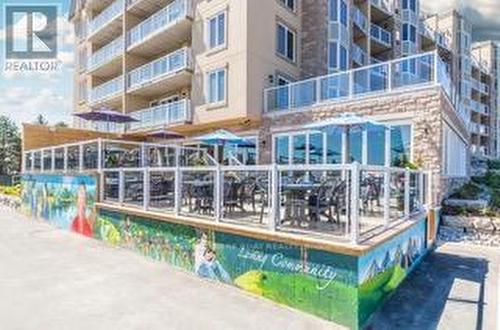 5404/06 - 9 Harbour Street E, Collingwood, ON - Outdoor With In Ground Pool