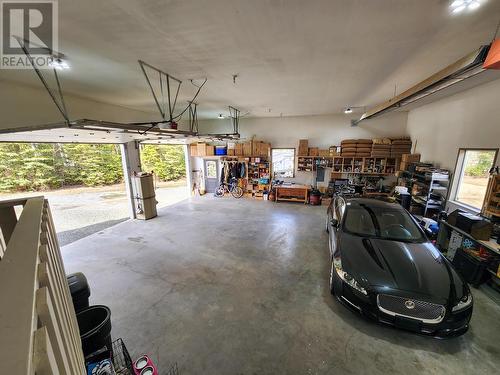 4815 Meadowlark Road, Prince George, BC - Indoor Photo Showing Garage