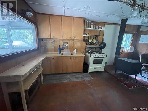 2 Campsite Cluster, Lee Settlement, NB - Indoor Photo Showing Kitchen