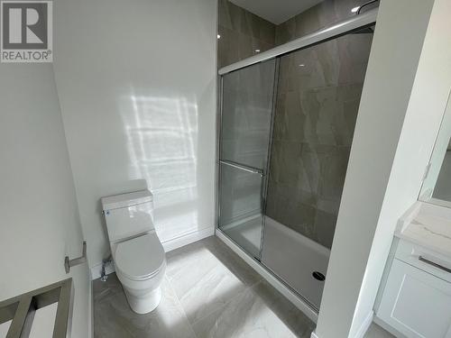 2731 Peregrine Way, Merritt, BC - Indoor Photo Showing Bathroom