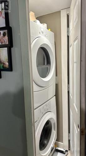 3701 Alexis Park Drive, Vernon, BC - Indoor Photo Showing Laundry Room