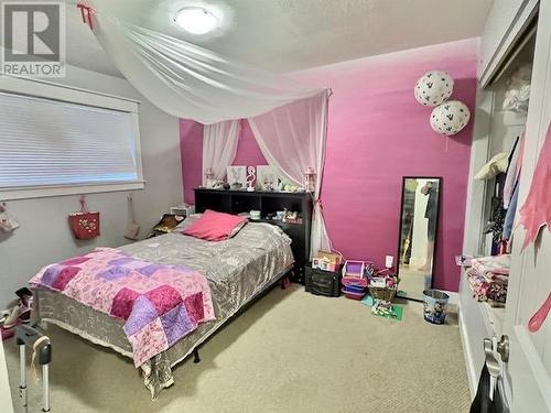 3701 Alexis Park Drive, Vernon, BC - Indoor Photo Showing Bedroom