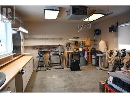 5225 Cunningham Road, Vernon, BC - Indoor Photo Showing Garage