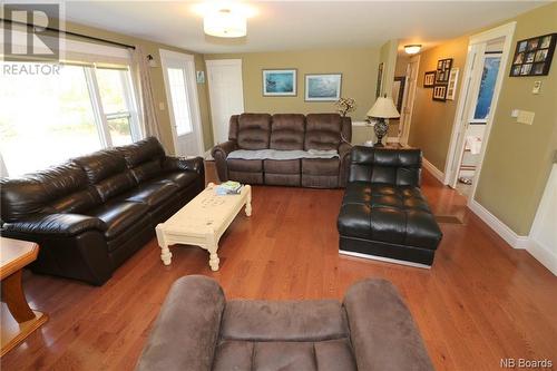 119 Hill Road, Grand Manan, NB - Indoor Photo Showing Living Room