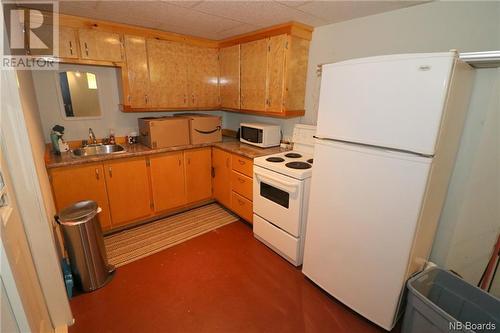 119 Hill Road, Grand Manan, NB - Indoor Photo Showing Kitchen