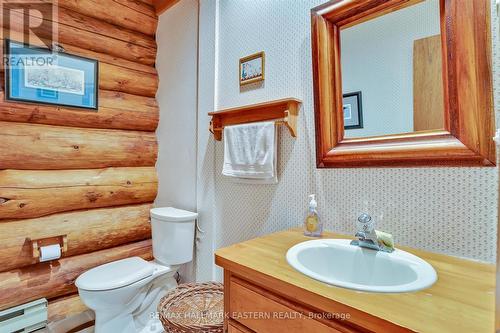 720 County Road 507, Galway-Cavendish And Harvey, ON - Indoor Photo Showing Bathroom