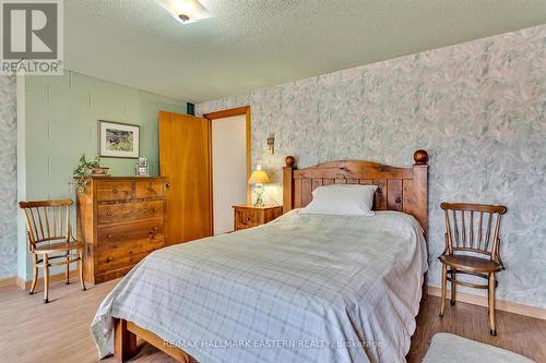 720 County Road 507, Galway-Cavendish And Harvey, ON - Indoor Photo Showing Bedroom