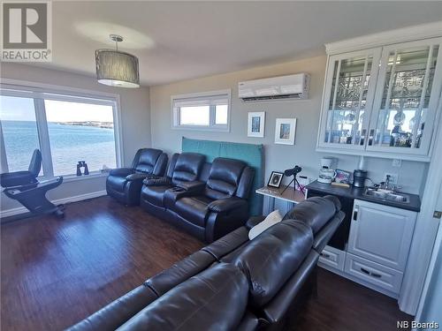582 Acadie, Grande-Anse, NB - Indoor Photo Showing Living Room