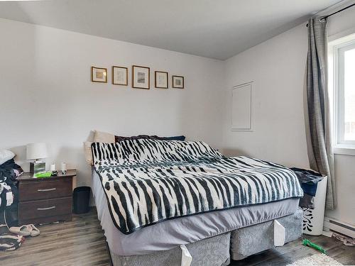 Master bedroom - 842  - 846 Rue De La Closerie, Saint-Lin/Laurentides, QC - Indoor Photo Showing Bedroom