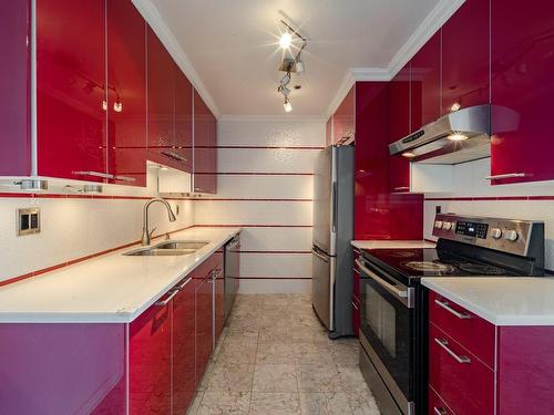 Cuisine - 712-505 Rue St-Francois, Brossard, QC - Indoor Photo Showing Kitchen With Double Sink