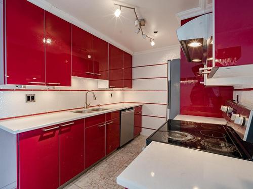 Kitchen - 712-505 Rue St-Francois, Brossard, QC - Indoor Photo Showing Kitchen With Double Sink