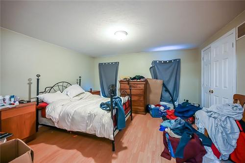 129 Lynden Road, Lynden, ON - Indoor Photo Showing Bedroom