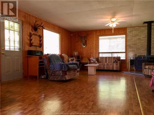 702 Forks Stream Rd, New Canaan, NB - Indoor Photo Showing Living Room