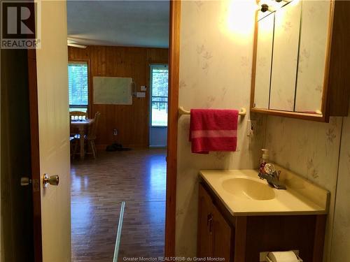 702 Forks Stream Rd, New Canaan, NB - Indoor Photo Showing Bathroom